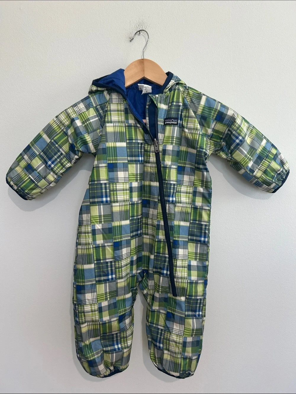 Patagonia Reversible Puff Ball Bunting Green Plaid & Royal Blue Size 12 months